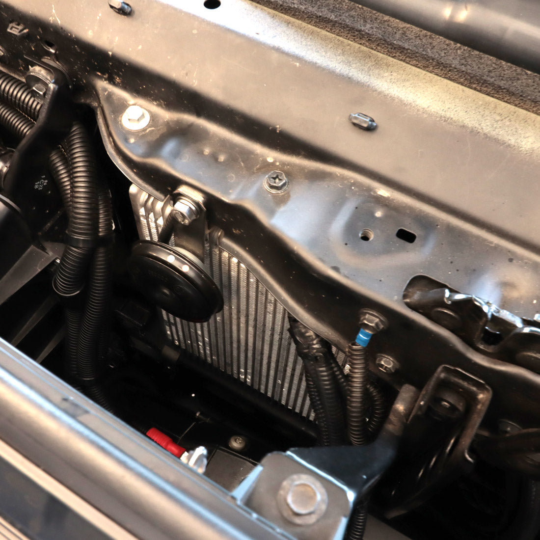 TRANSCHILL DUAL COOLER KIT LAND CRUISER 200 (TCD615DPK)